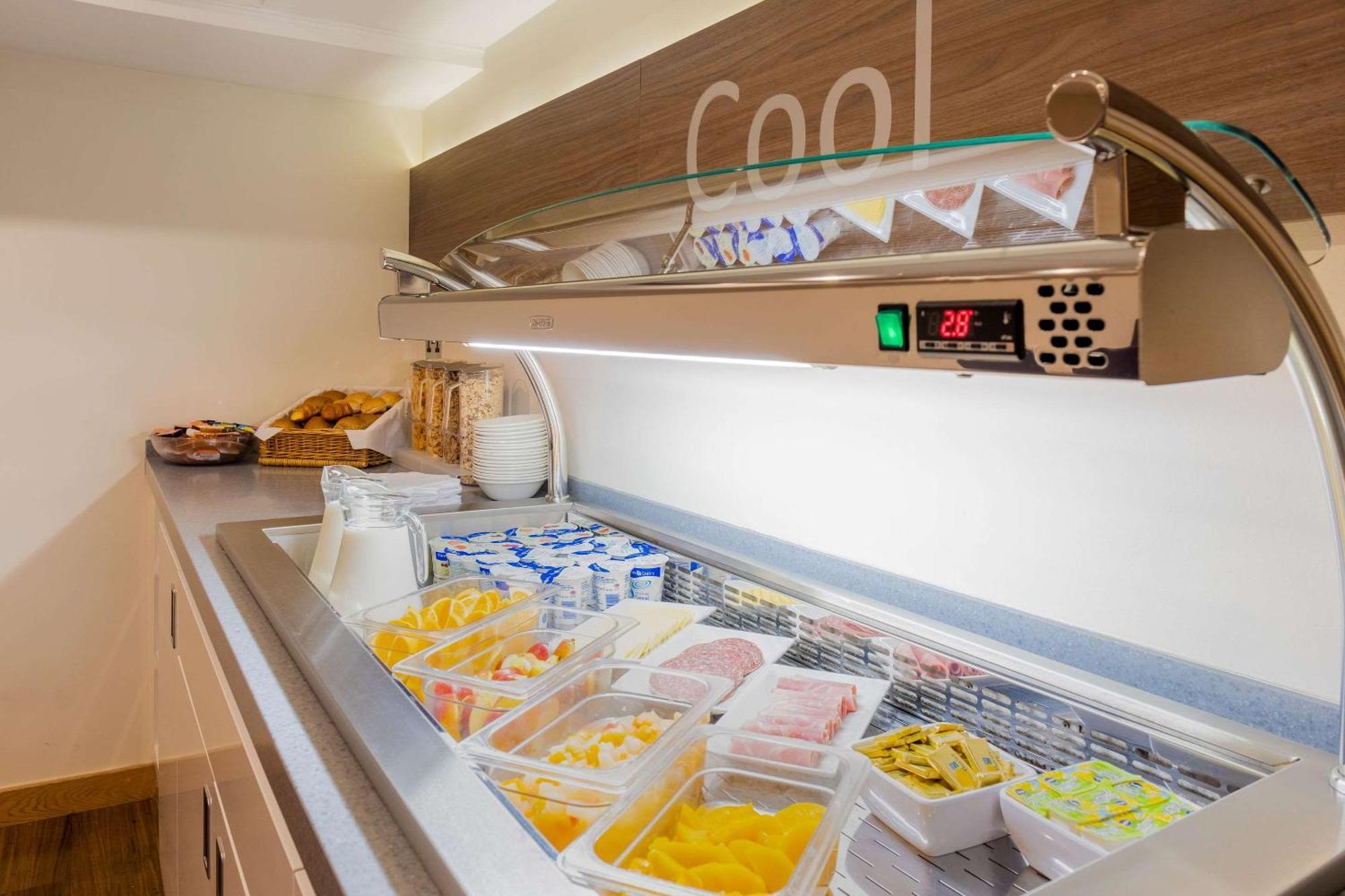 Quality Hotel Hampstead Лондон Экстерьер фото