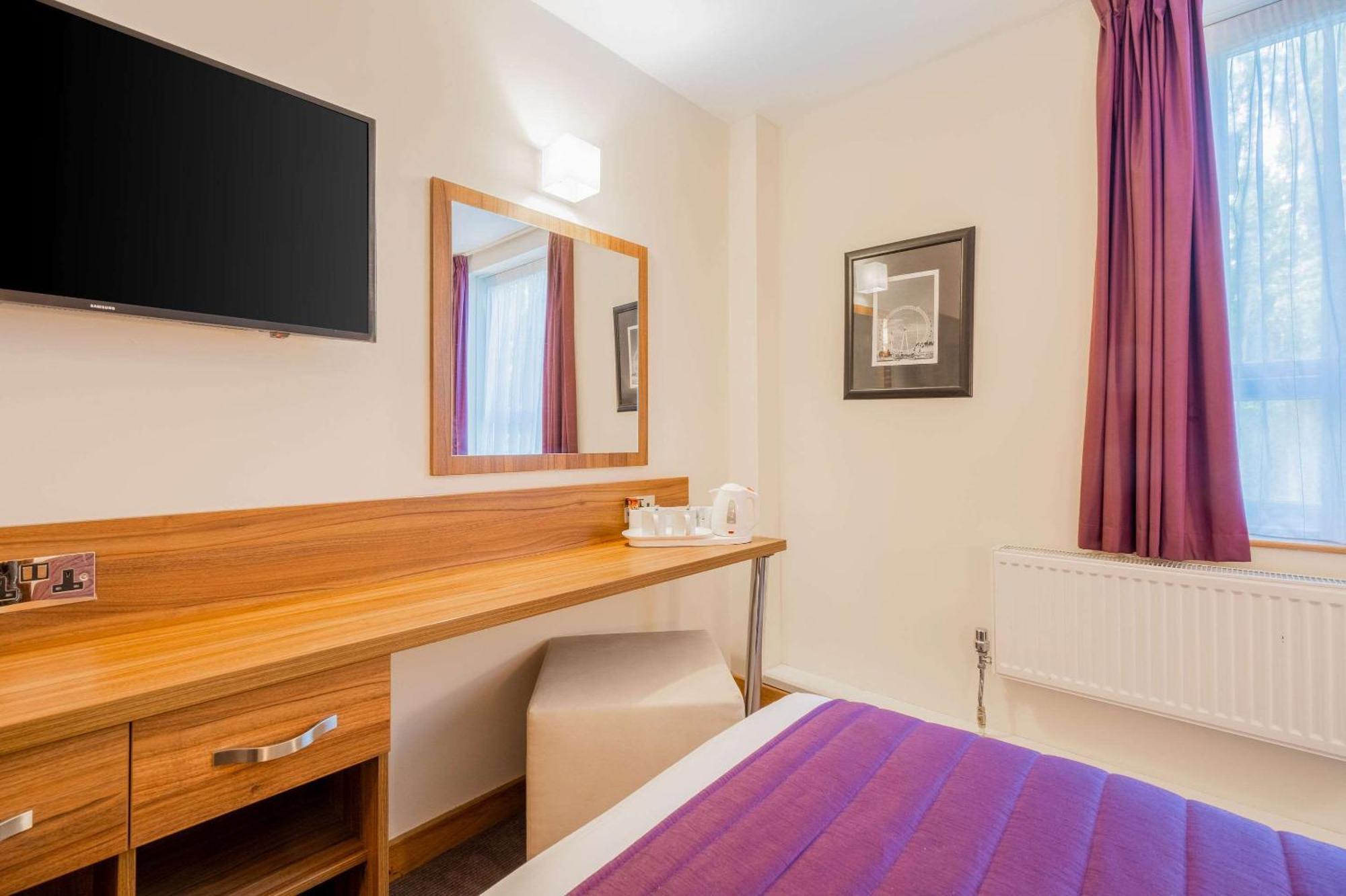 Quality Hotel Hampstead Лондон Экстерьер фото
