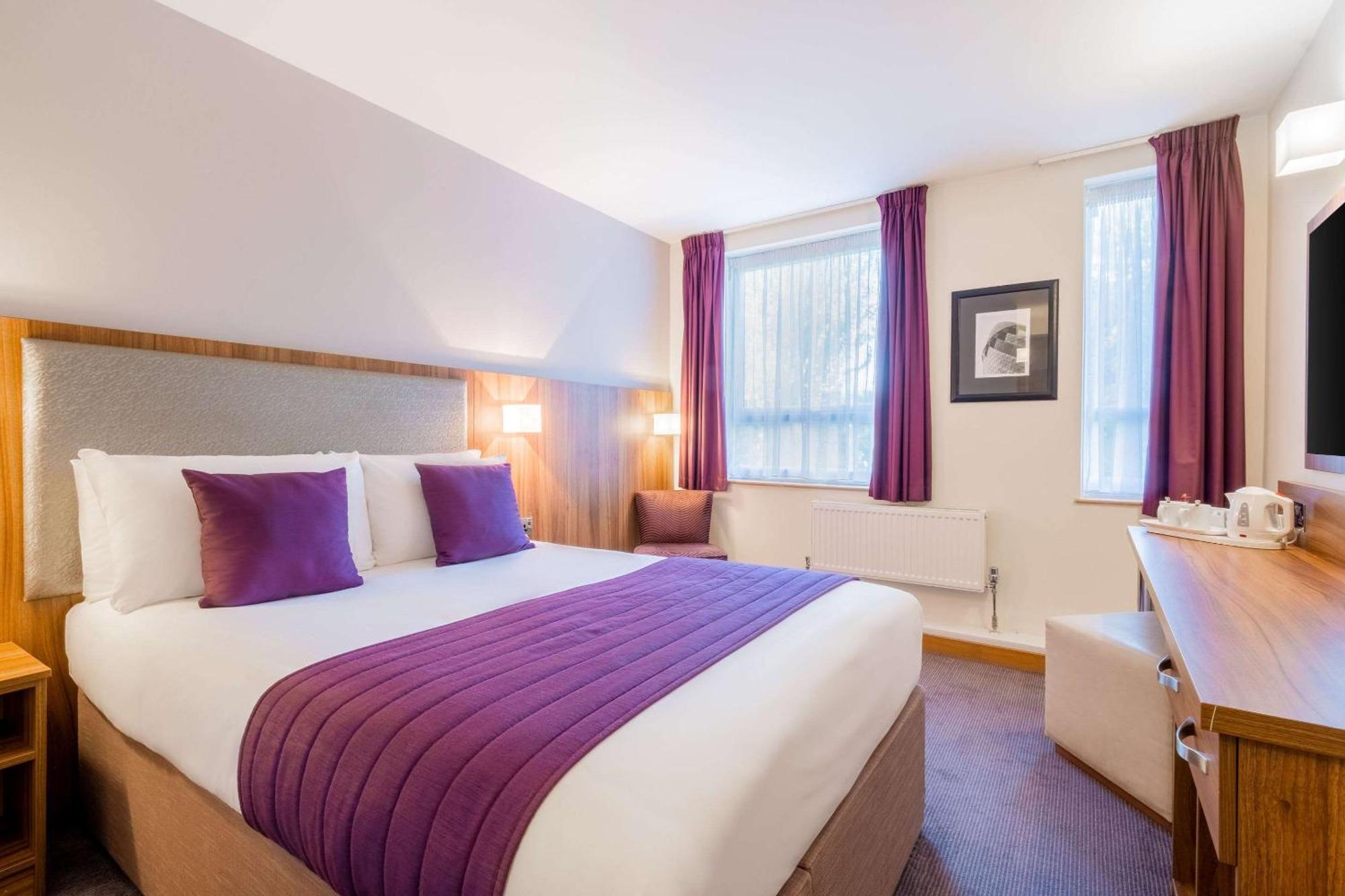 Quality Hotel Hampstead Лондон Экстерьер фото
