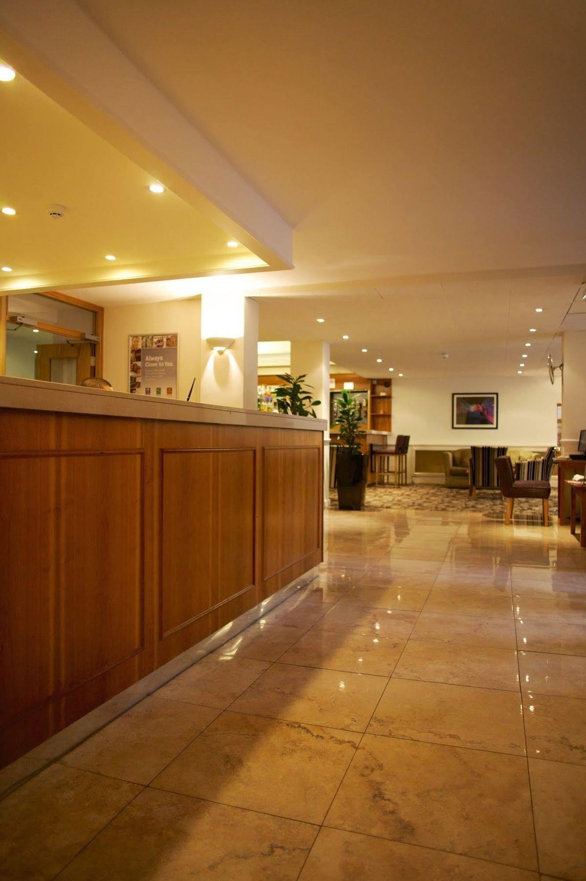 Quality Hotel Hampstead Лондон Экстерьер фото