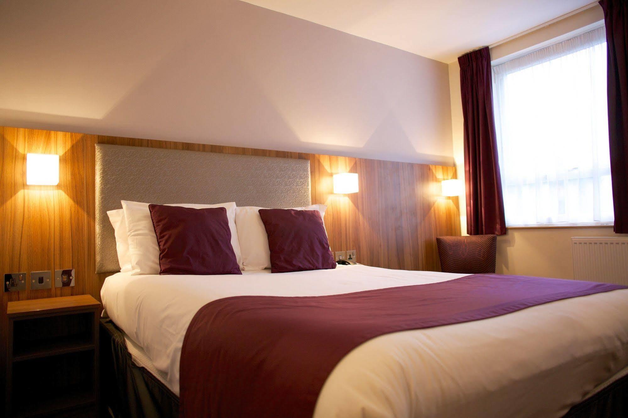 Quality Hotel Hampstead Лондон Экстерьер фото