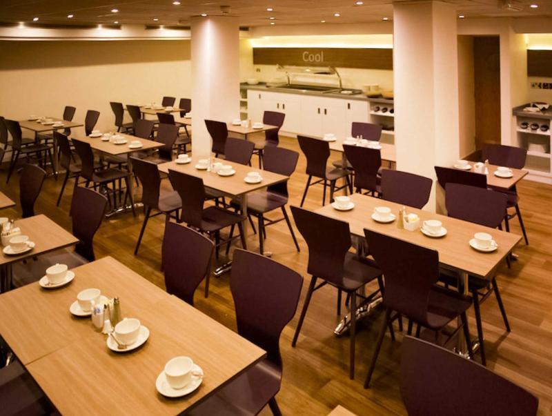 Quality Hotel Hampstead Лондон Экстерьер фото